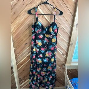 Floral Maxi Dress- size Large